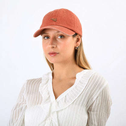 Sombrero Jockey Teluk Burgundy Tatienne