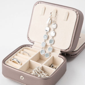 Joyero Ada Rosado Humana