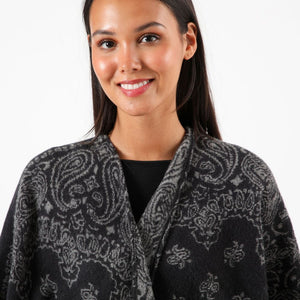 Poncho  Milena Negro Tatienne