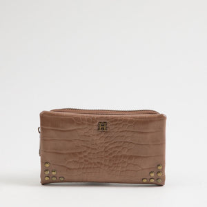 Billetera Chica Gisa Ecocuero Croco Café Humana