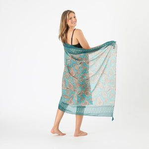 Pareo Estampado Floral Fresia Verde Tatienne