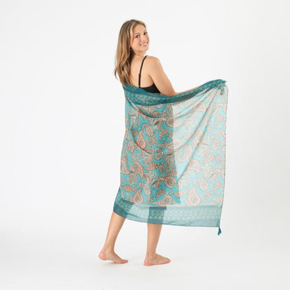 Pareo Estampado Floral Fresia Verde Tatienne