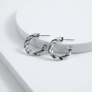 Argolla Dalia Plateada Humana