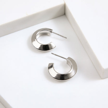 Aros Argollas Chris Plateado Humana
