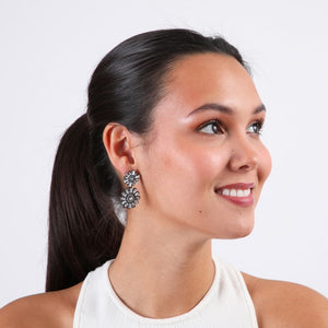 Aros Mediano Flower Plateado Humana