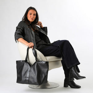 Cartera Tote April Negro Humana