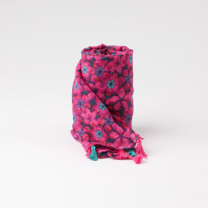 Pañuelo Estampado Girona Floral Fucsia Id