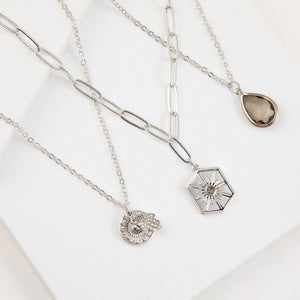 Collar Corto Mael Plateado Humana