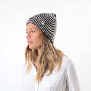 Gorro Washed Negro Humana