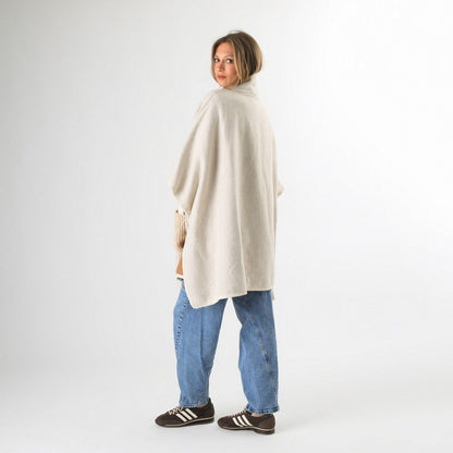 Poncho Dafne Beige Humana
