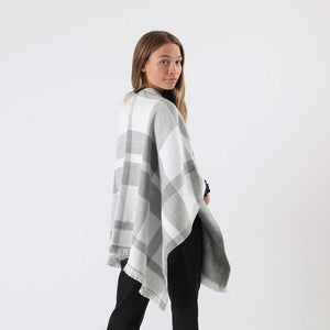 Poncho Tejido Zigzag Negro Humana