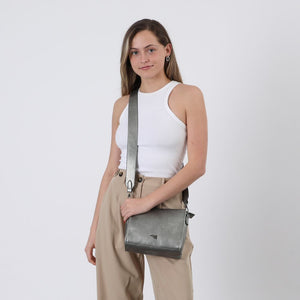 Cartera Bandolera Fitzroy Ecocuero plateado Tatienne