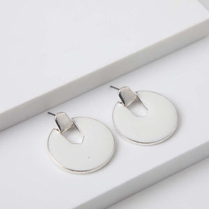 Aros Mediano Narciso Blanco Humana