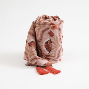 Pañuelo Estampado Rike Borlas Beige Tatienne