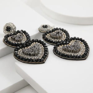 Aros Largo Corazón Negro Humana