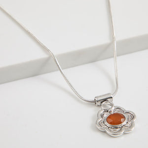 Collar Corto Ocre Plateado Tatienne