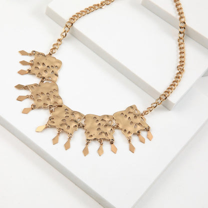Collar Corto Isela Dorado Tatienne
