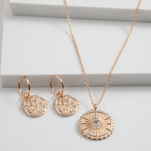 Set de argollas y collar Elsy Dorado ID