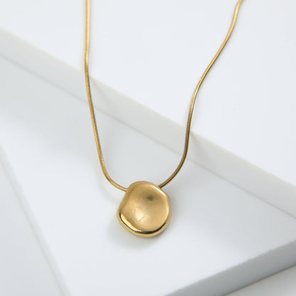 Collar Corto Anuket Dorado Humana