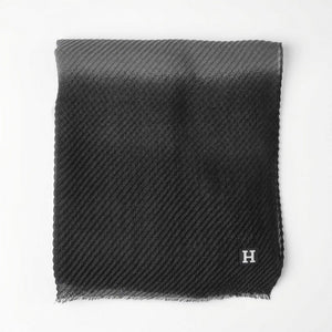 Pañuelo Liso Liam Negro Humana