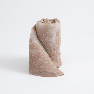 Pañuelo Beige Bordado Fiesta Humana