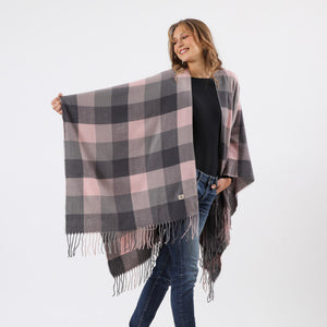 Poncho  Gisa Rosado Humana