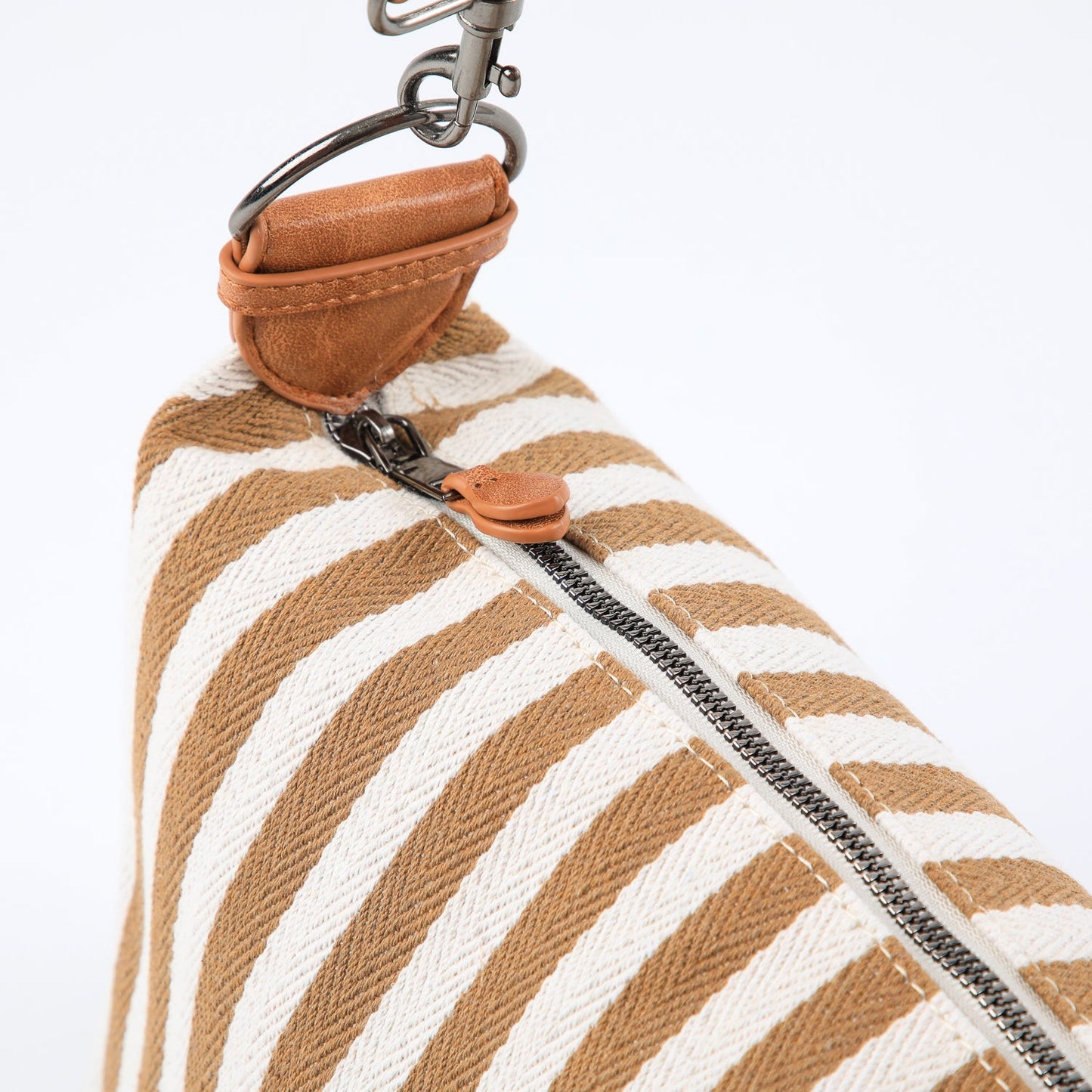Cartera De Hombro Chloe Beige Humana