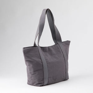 Cartera Tote Adela Gris Humana