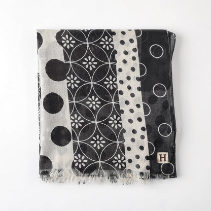Pañuelo Estampado César Blanco Y Negro Humana