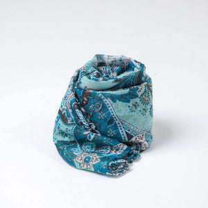 Pañuelo Estampado Paisley Celeste Humana