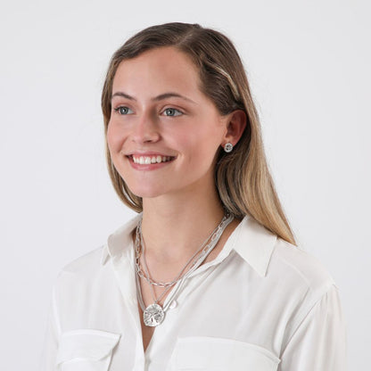 Collar Corto Triple Flora Plateado Tatienne