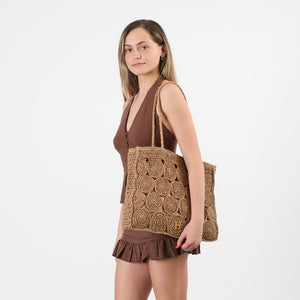 Cartera Tote Mila Tipo rafia tejida café Playa Humana