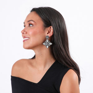 Aros Mediano Plateado Humana