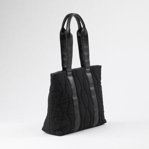 Cartera Tote Franklin Quilted negro Tatienne