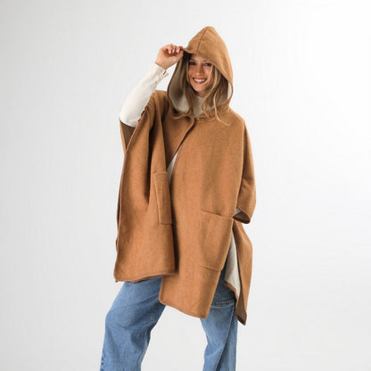 Poncho Iris Camel Humana
