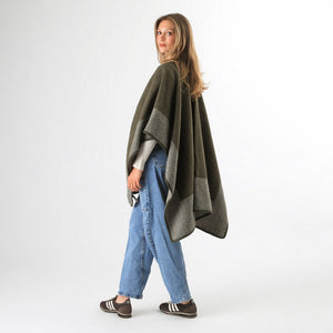 Poncho Tati Green Humana