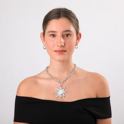 Set De Collar Eter Plateado Humana