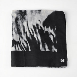 Pañuelo Estampado Jairo Negro Humana