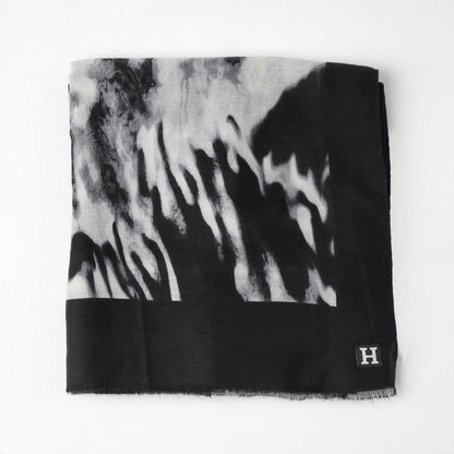 Pañuelo Estampado Jairo Negro Humana