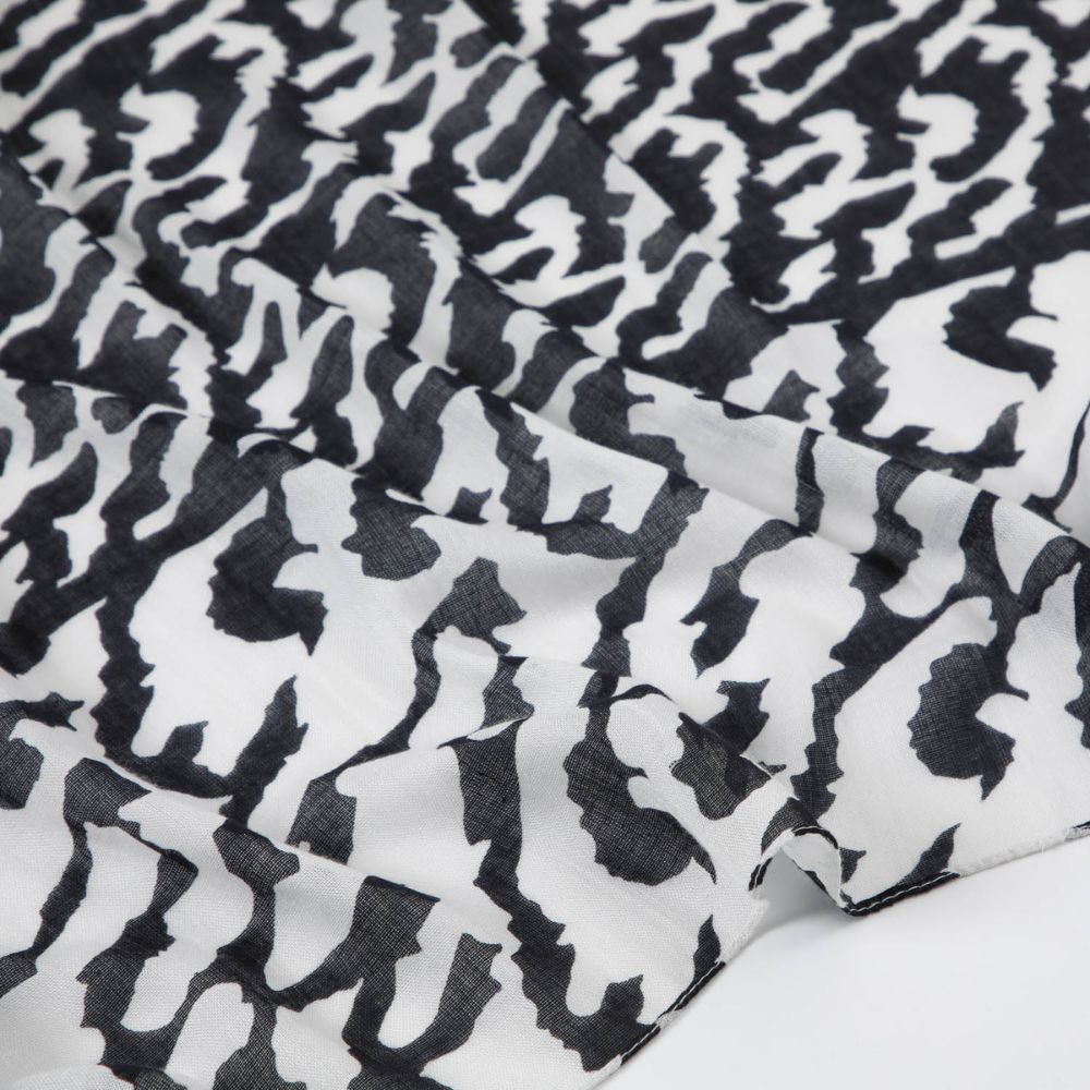 Pañuelo Estampado Amaranto Negro Humana