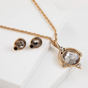 Set De Collar Gina Dorado Humana