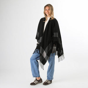 Poncho Gisa Negro Humana