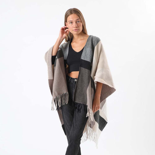 Poncho Cuadrille Café Humana