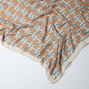 Pañuelo Estampado Human Celeste