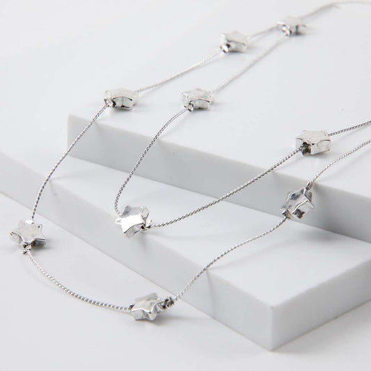 Collar Corto Virgo Plateado Humana