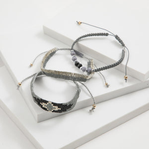 Set Pulseras Arucas Gris Humana