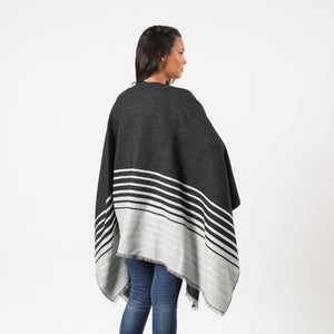 Poncho  Juno Black Humana