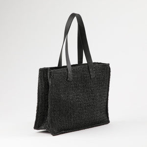 Cartera Tote Meli Tipo rafia tejida negro Playa Humana