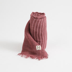 Pañuelo Liso Gonzo Bordado Burdeo Humana