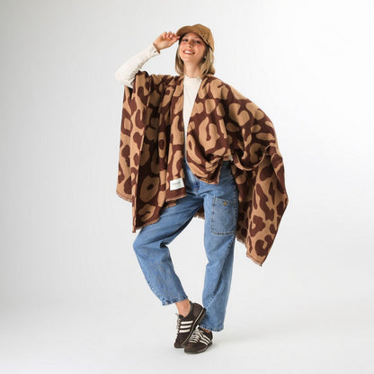 Poncho Yuna Brown Humana